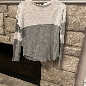 Alya Gray and White Color Block Long Sleeve Top
